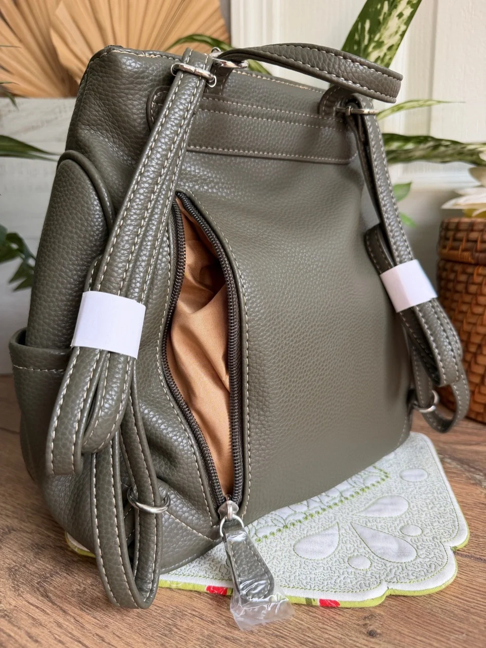 MultiSac Olive Green Pebbled VL Backpack Purse Travel Bag – Graduation Gift - Picture 11 of 11